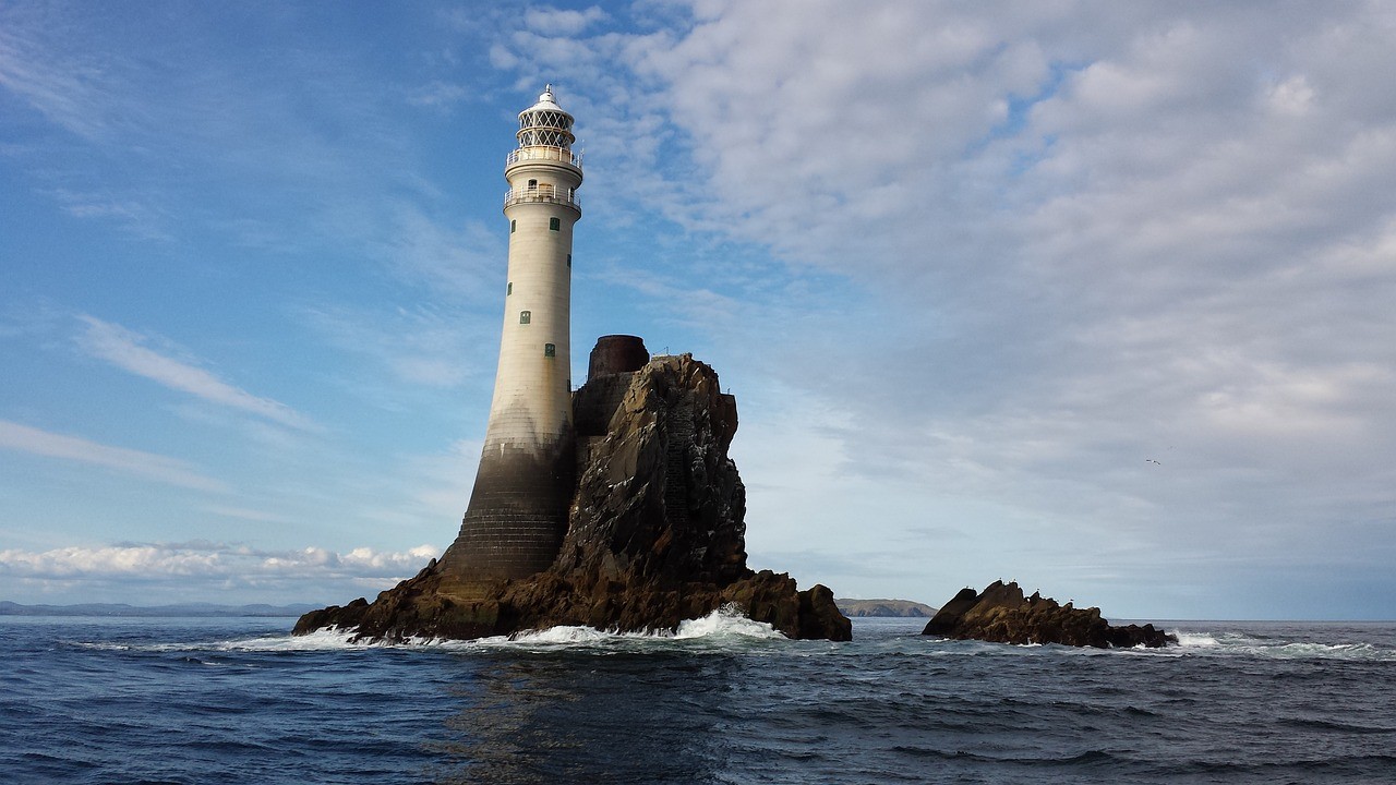 Fastnet_Rock_lighthouse-g9673b58cb_1280