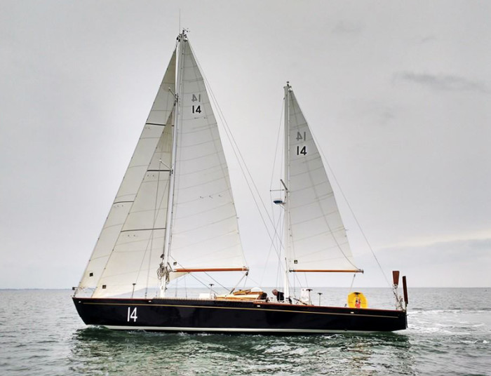 Pen Duick II et ses voiles All Purpose ©