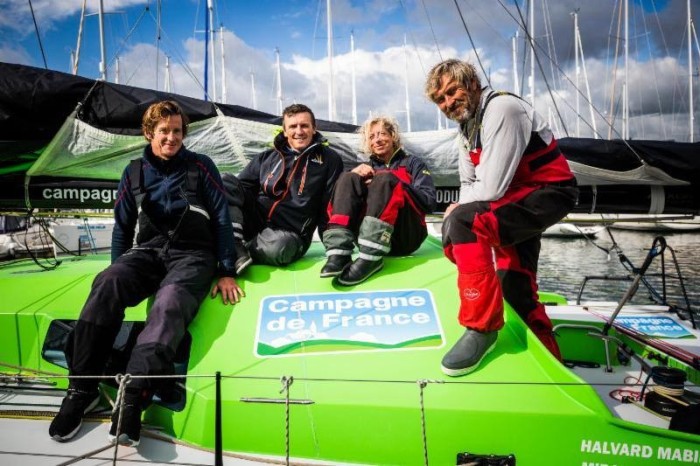 Équipage Campagne de France Champion du RORC 2017 ©Campagne de France