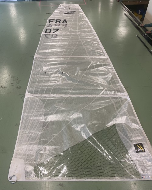 S23038 Grand-Voile de F16 M1